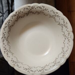 Vintage Floral Patterned Bowl